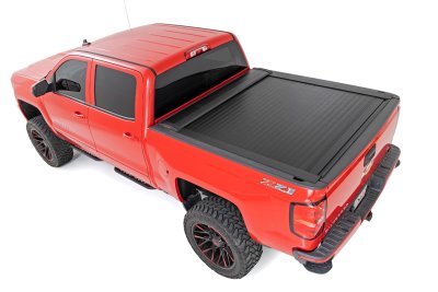 Retractable Bed Cover | 5'9" Bed | Chevy/GMC 1500 (04-18)