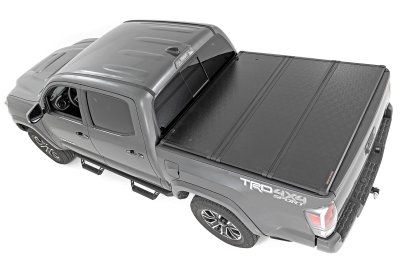 45716501A Hard Folding Bed Cover | 5' Bed | Toyota Tacoma 2WD/4WD (16-23)